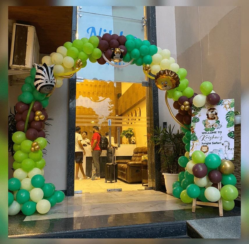 PHOTO-2025-12-04-23-41-52