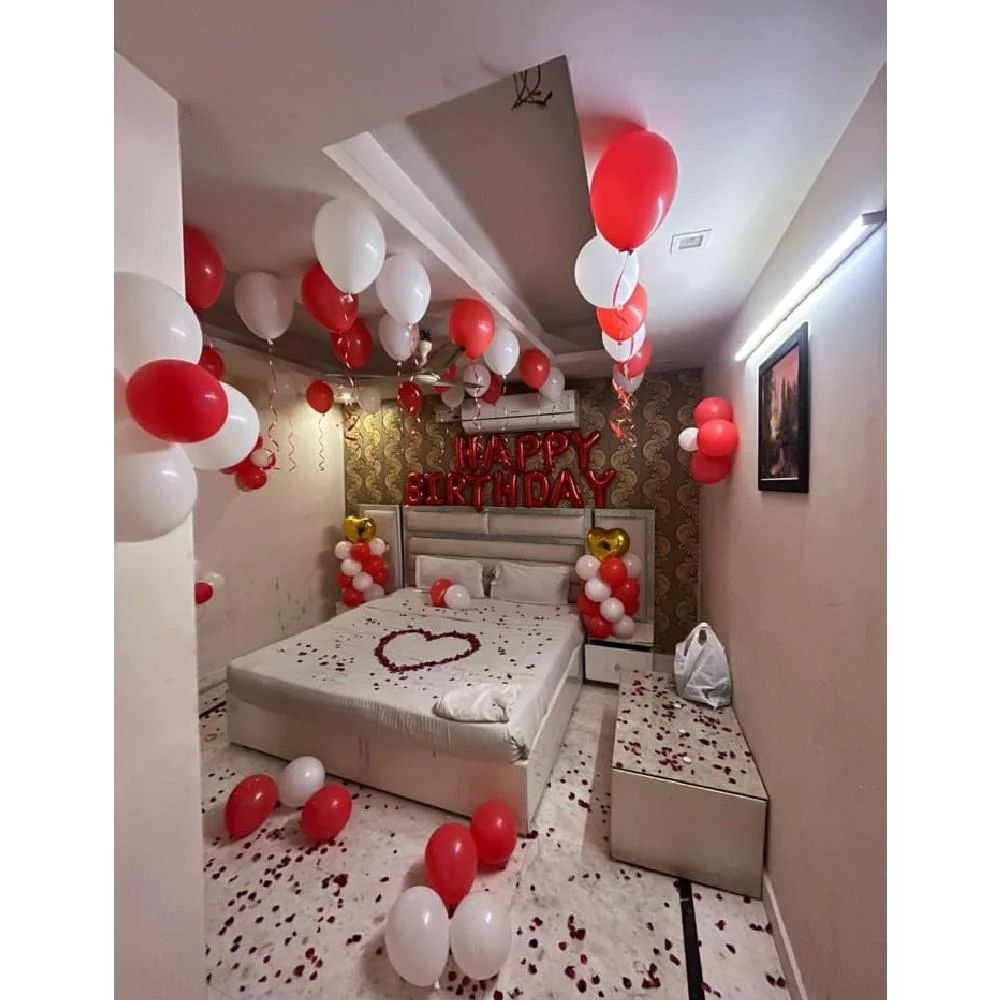 PHOTO-2025-12-04-23-49-00